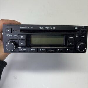 Hyundai Audio Radio AM FM MP3 CD Player Receiver Control System 06961-96053 OEM